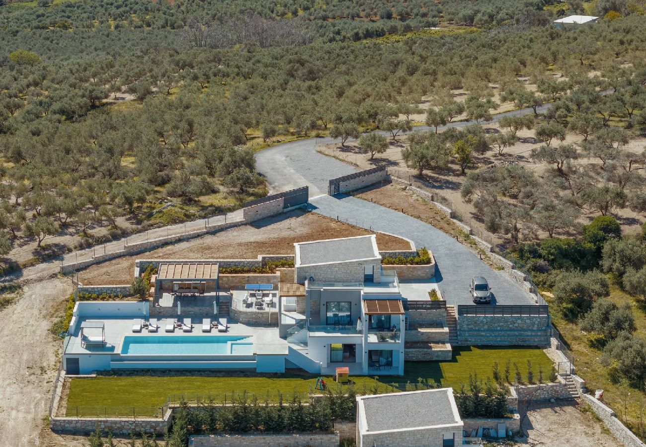 Villa in Aggeliana - Skyline Villa I, By Hellocrete