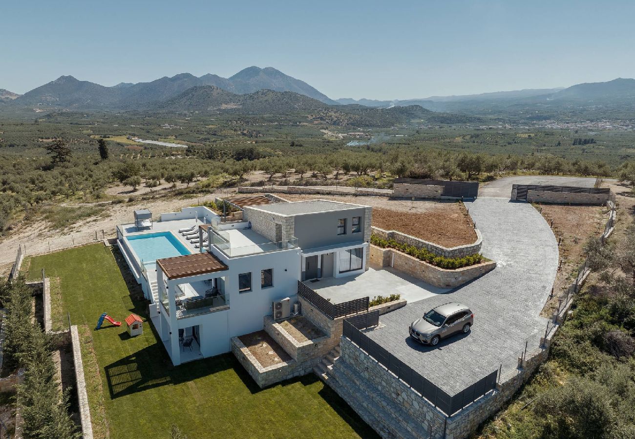 Villa in Aggeliana - Skyline Villa I, By Hellocrete