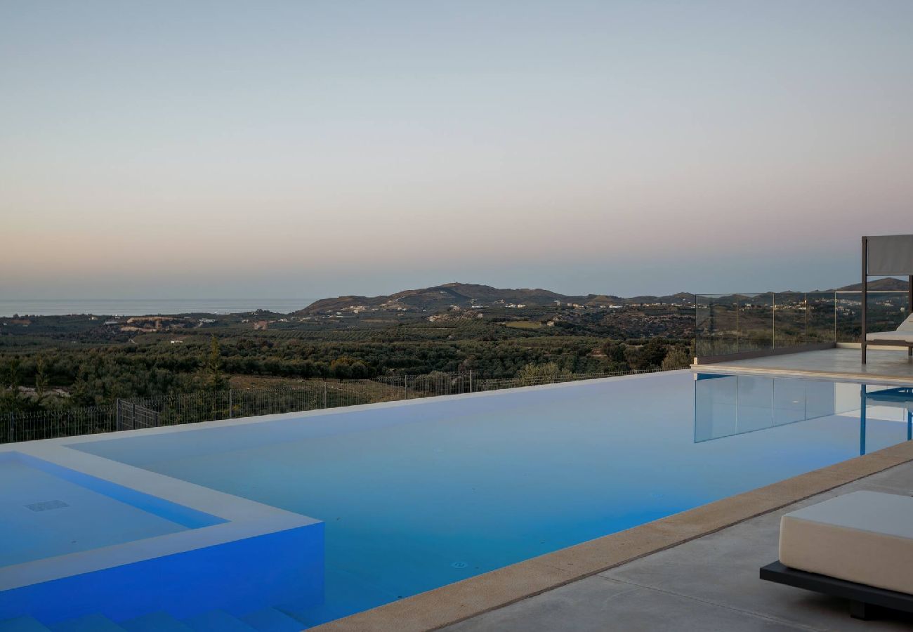 Villa in Aggeliana - Skyline Villa I, By Hellocrete