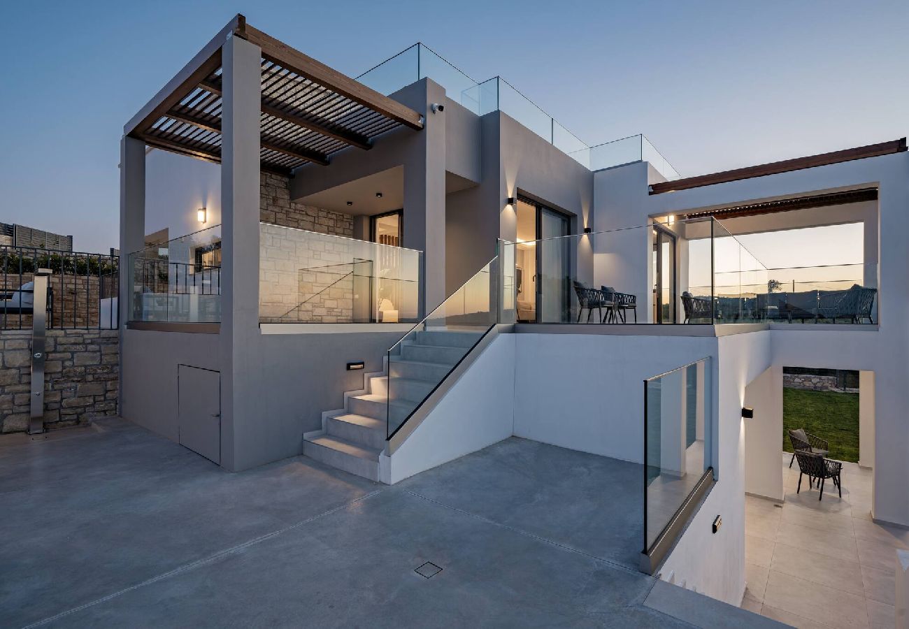 Villa in Aggeliana - Skyline Villa I, By Hellocrete