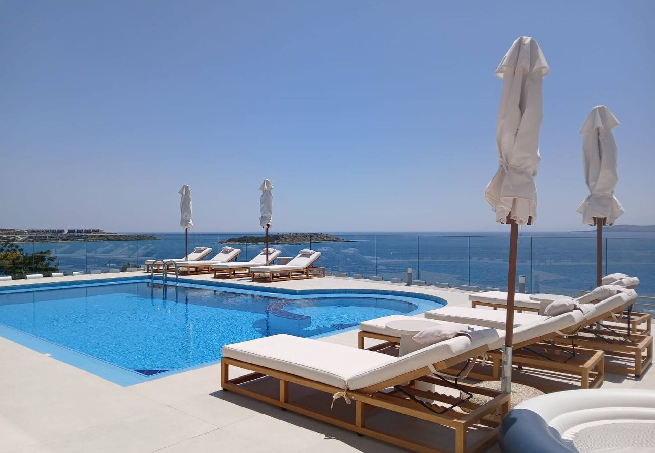 Villa in Loutraki - SeaWave Villa I, By Hellocrete