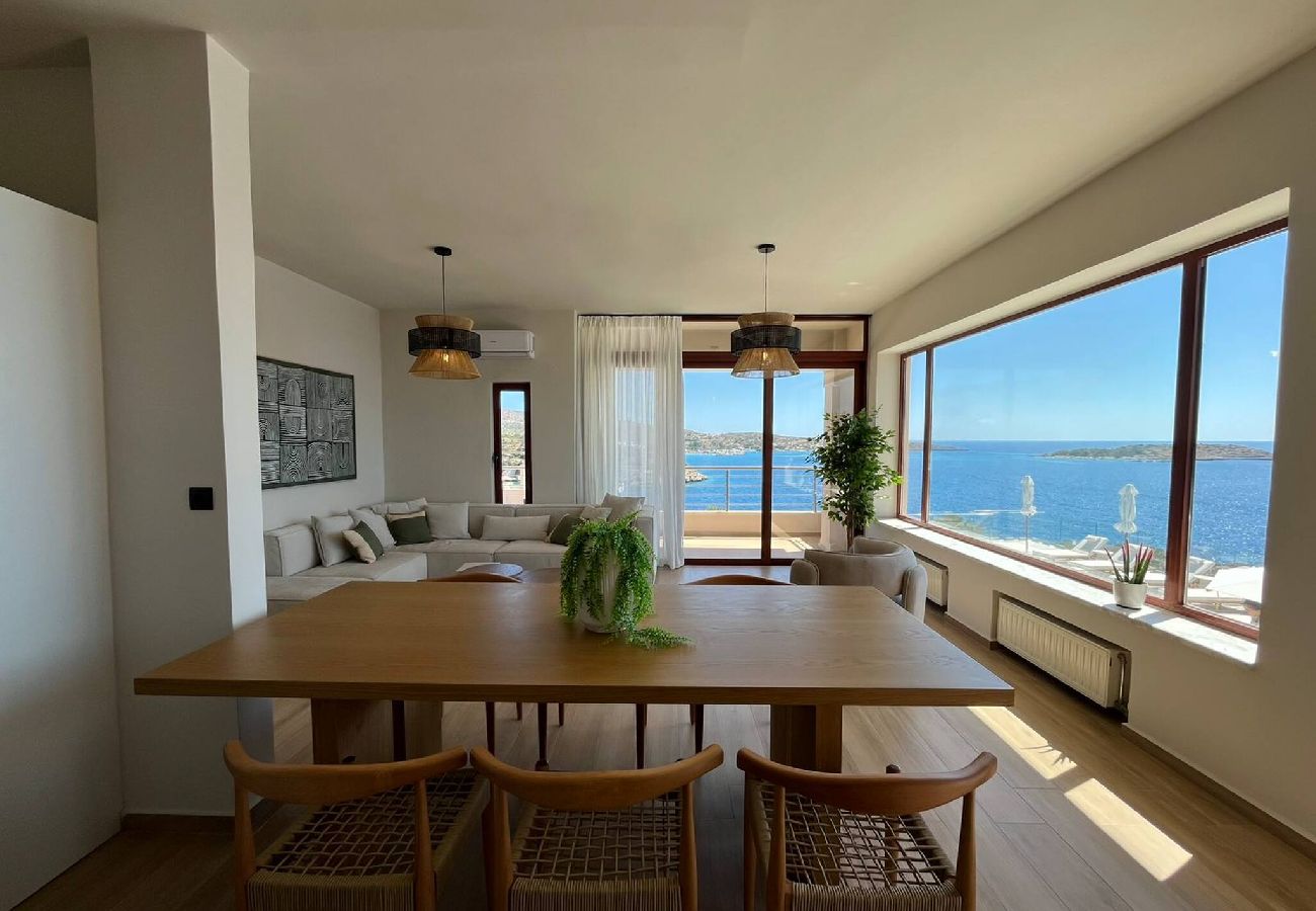 Villa in Loutraki - SeaWave Villa I, By Hellocrete