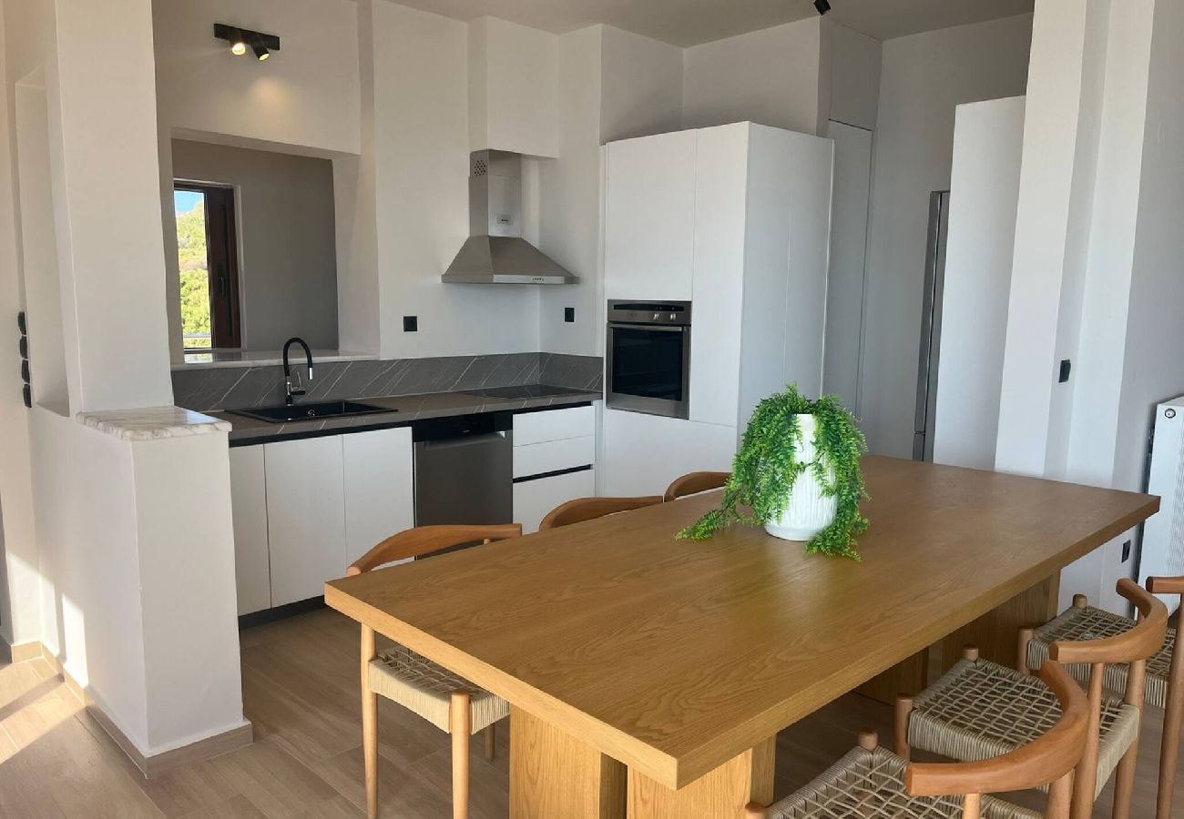 Villa in Loutraki - SeaWave Villa I, By Hellocrete