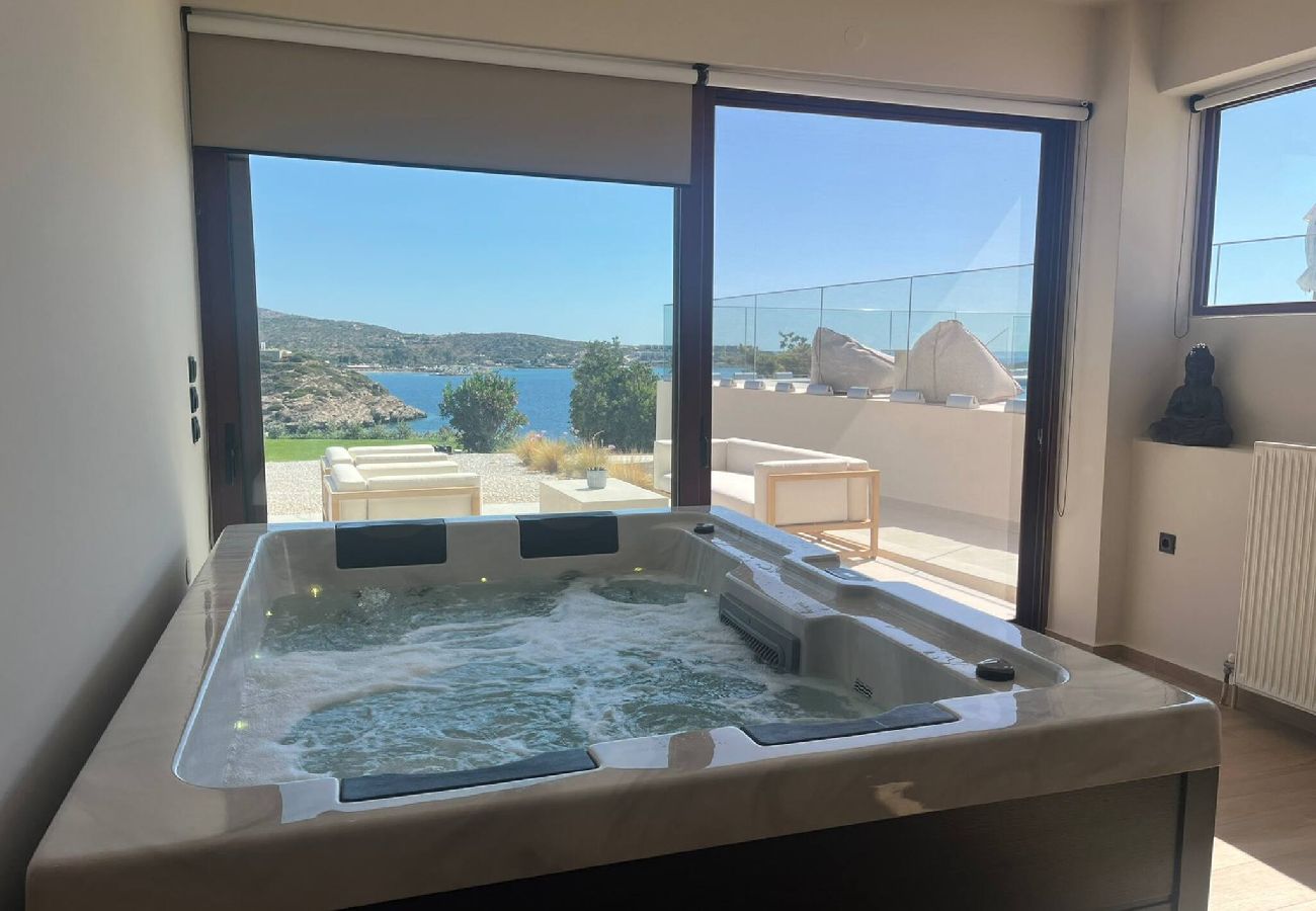 Villa in Loutraki - SeaWave Villa I, By Hellocrete