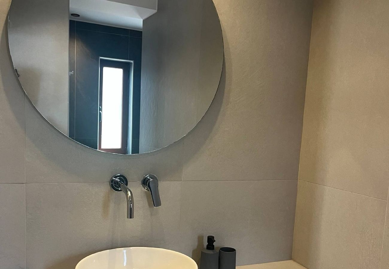 Villa in Loutraki - SeaWave Villa I, By Hellocrete