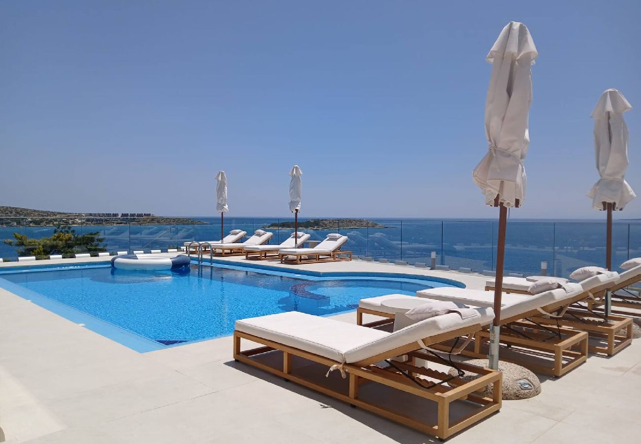 Villa in Loutraki - SeaWave Villa I, By Hellocrete