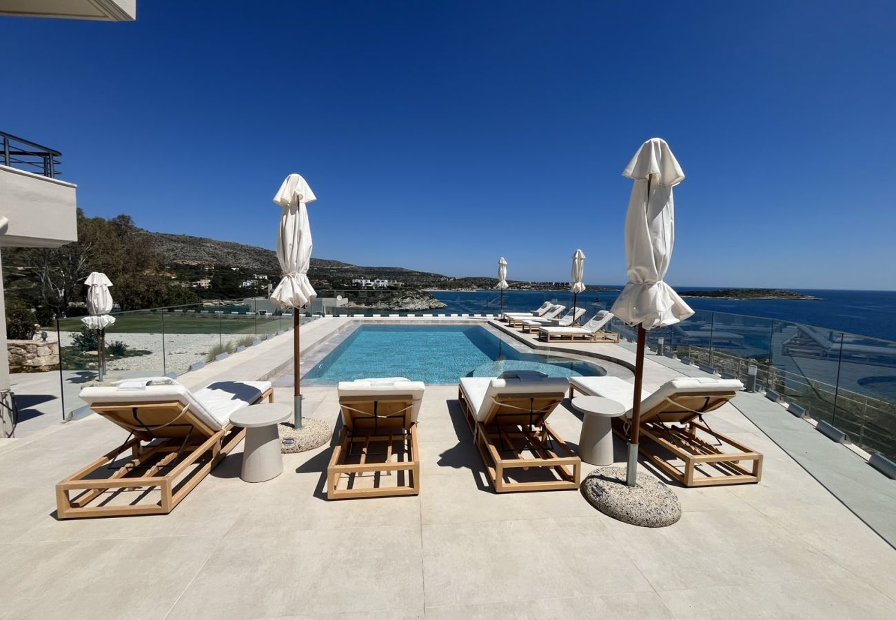 Villa in Loutraki - SeaWave Villa I with Heated Pool & Jacuzzi, By Hellocrete