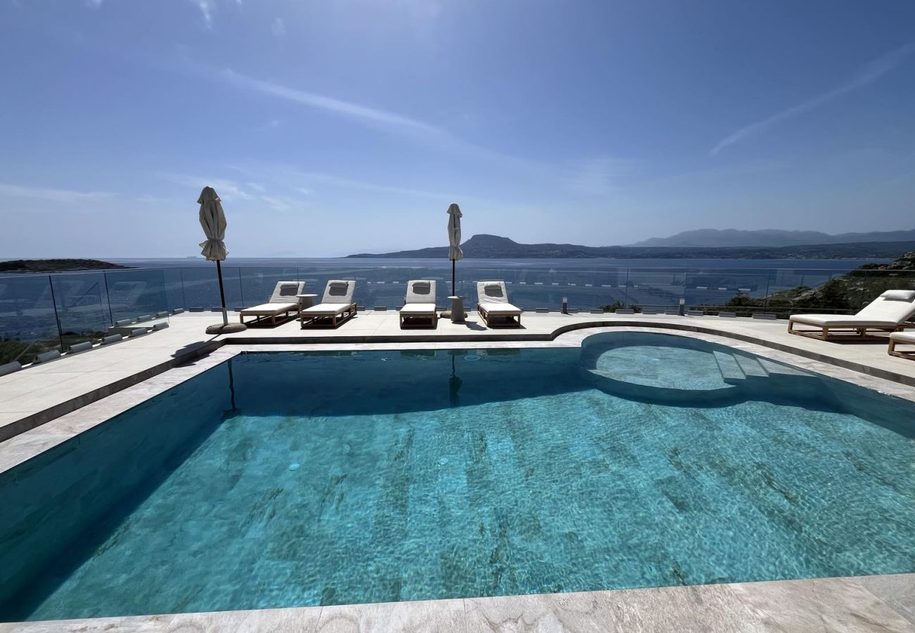 Villa in Loutraki - SeaWave Villa I with Heated Pool & Jacuzzi, By Hellocrete