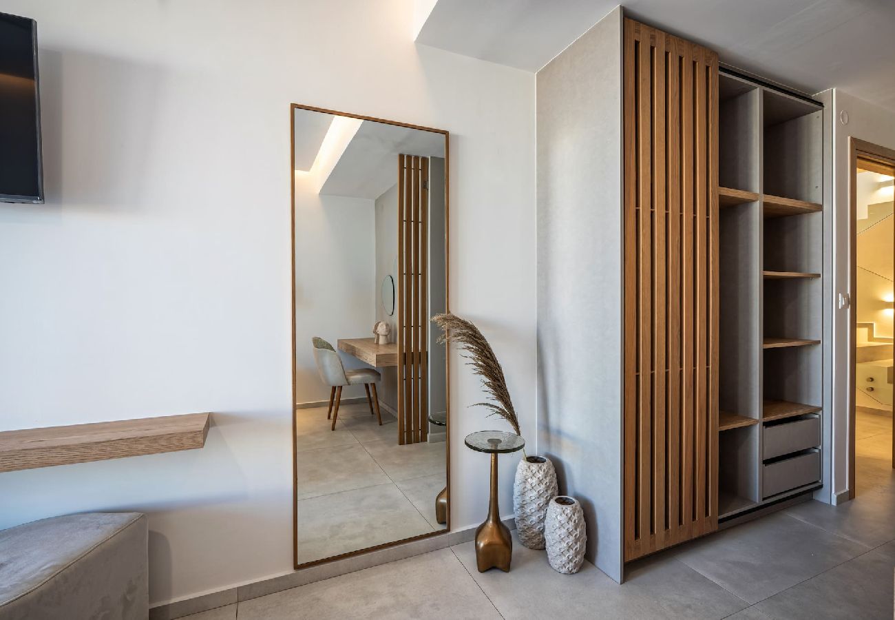 Villa in Aggeliana - Skyline Villas, By Hellocrete