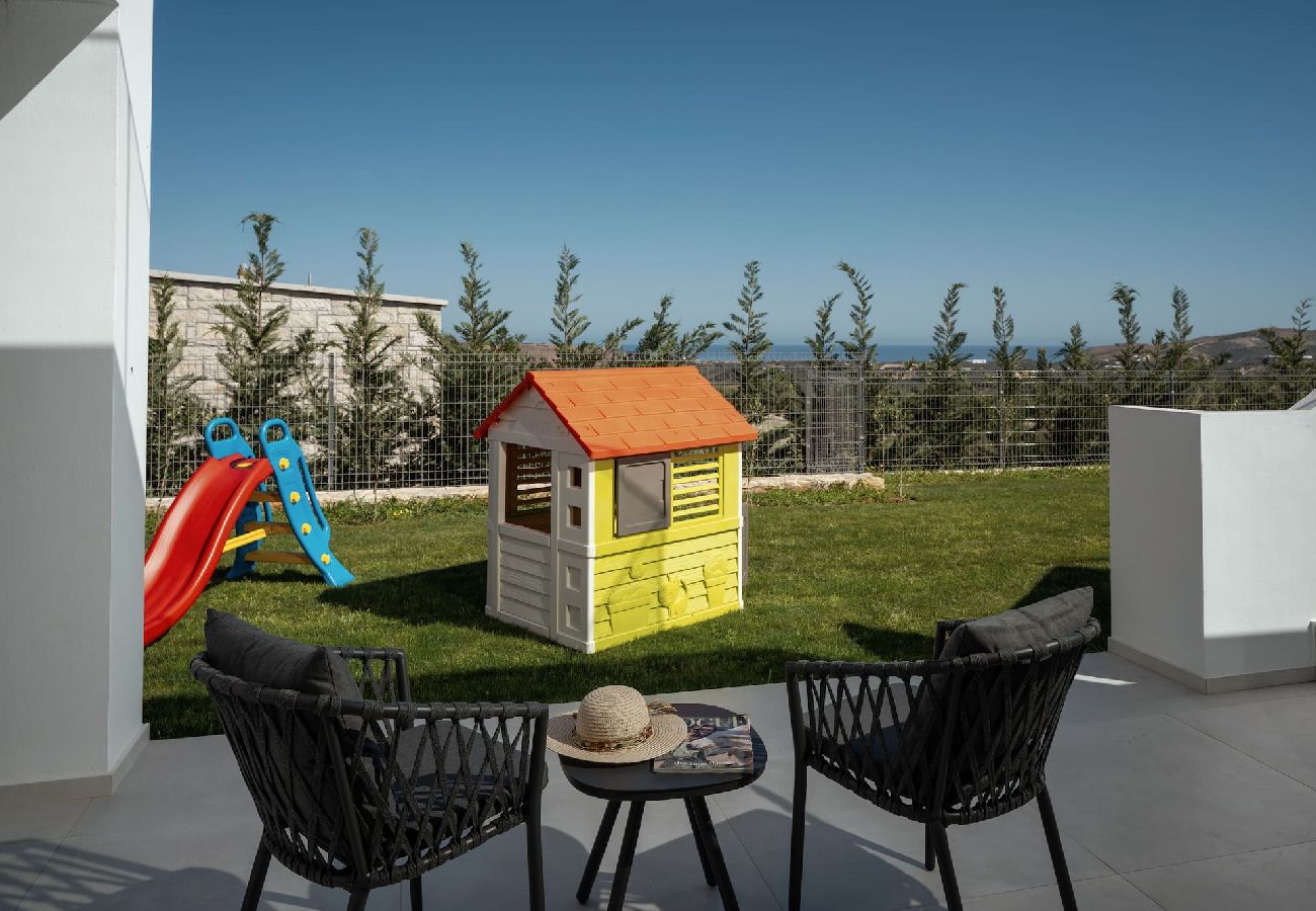 Villa in Aggeliana - Skyline Villas, By Hellocrete