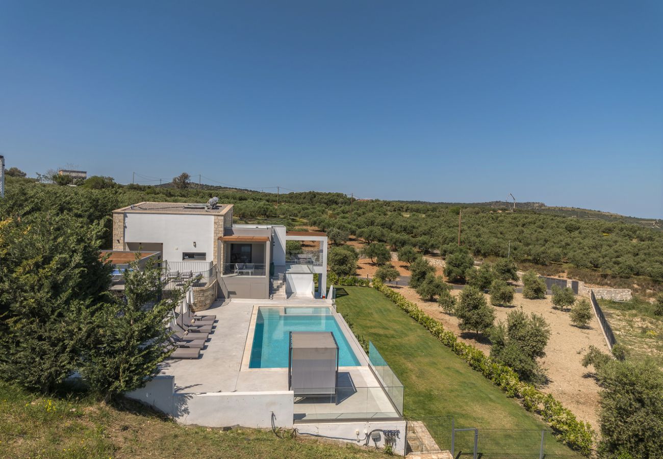 Villa in Aggeliana - Skyline Villas, By Hellocrete