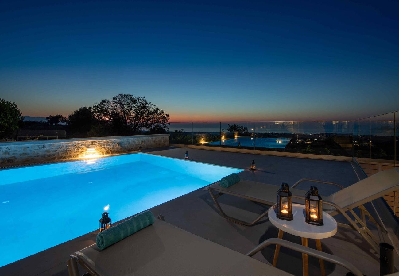 Villa in Roupes - Fabrica Villa, By Hellocrete