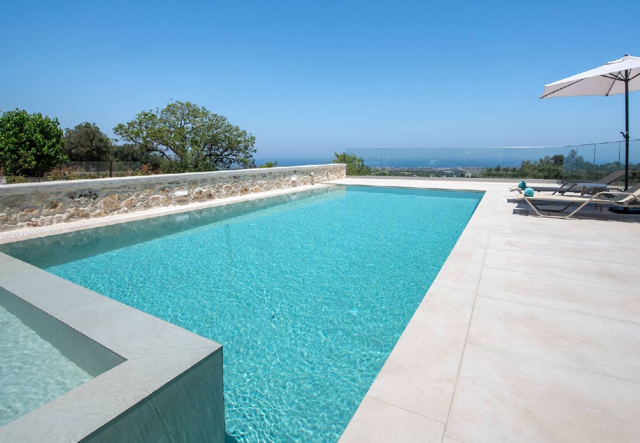 Villa in Roupes - Fabrica Villa, By Hellocrete