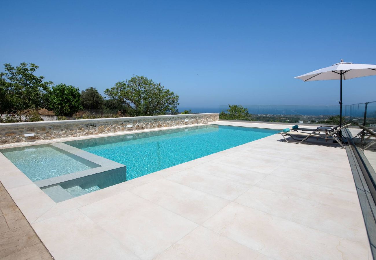 Villa in Roupes - Fabrica Villa, By Hellocrete