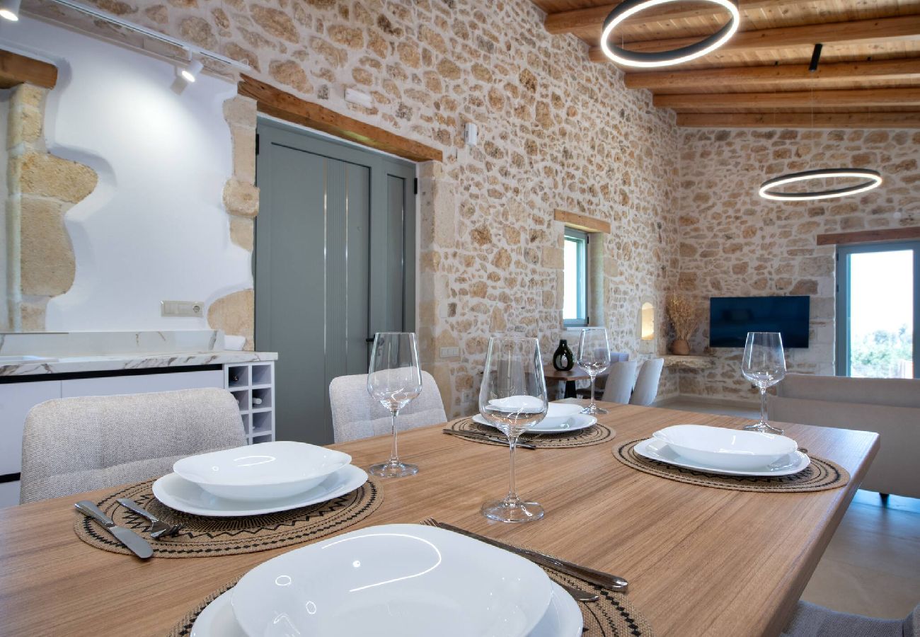 Villa in Roupes - Fabrica Villa, By Hellocrete