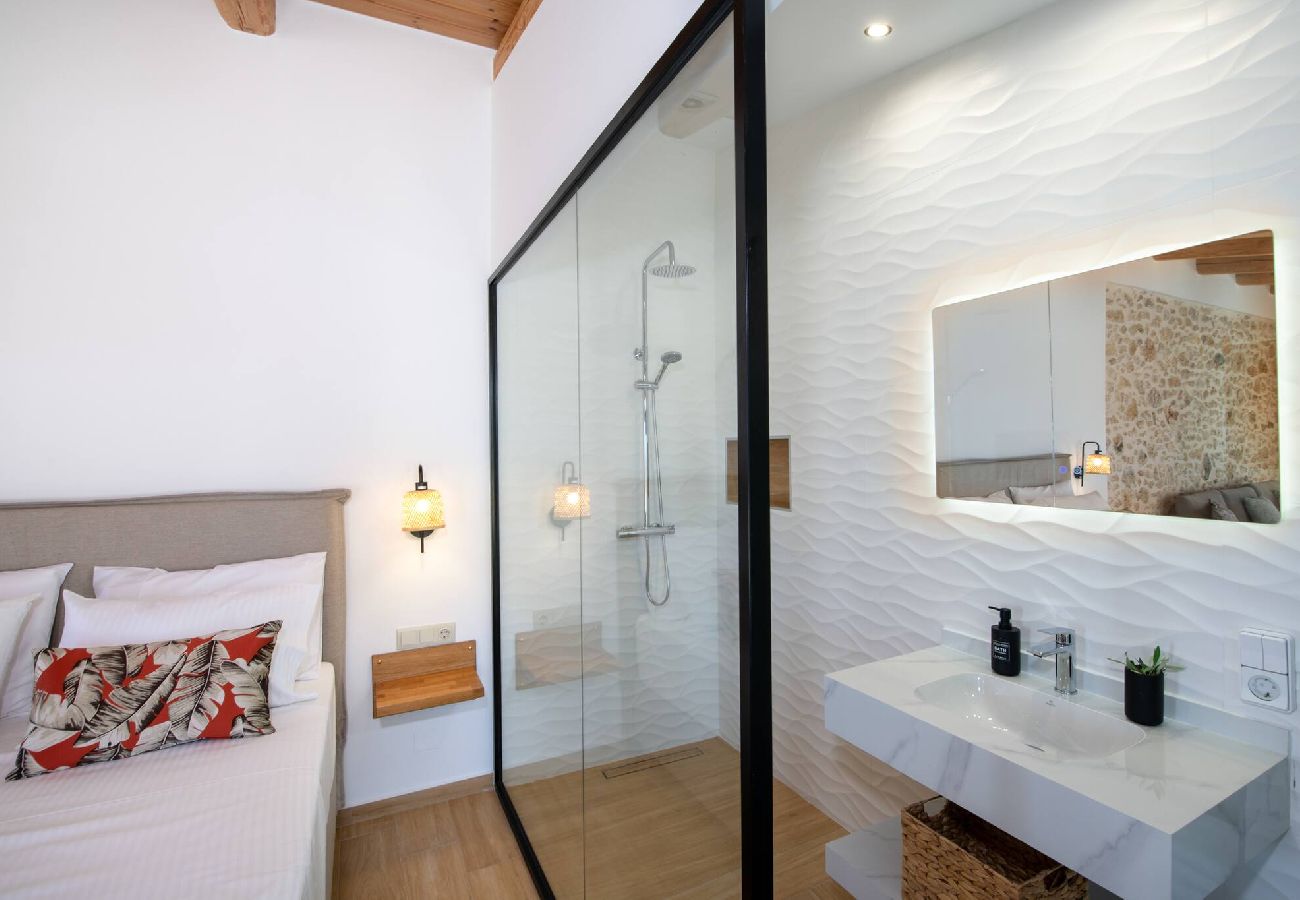 Villa in Roupes - Fabrica Villa, By Hellocrete