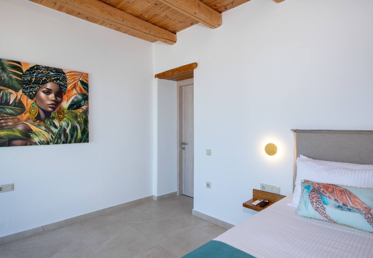 Villa in Roupes - Fabrica Villa, By Hellocrete