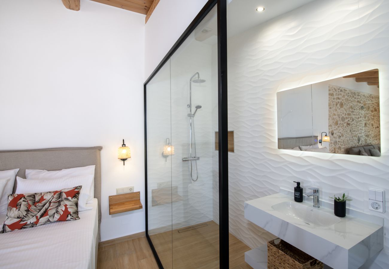 Villa in Roupes - Fabrica Villa, By Hellocrete