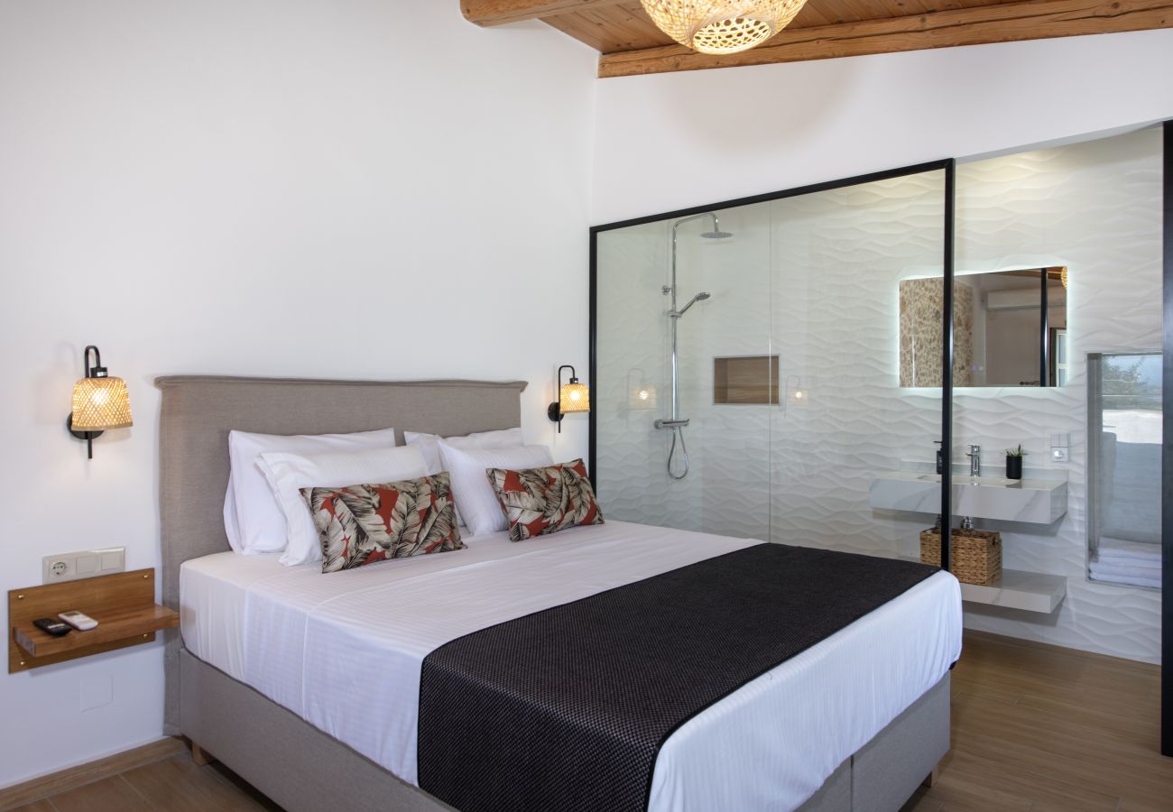 Villa in Roupes - Fabrica Villa, By Hellocrete