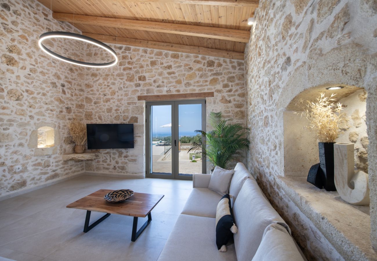 Villa in Roupes - Fabrica Villa, By Hellocrete