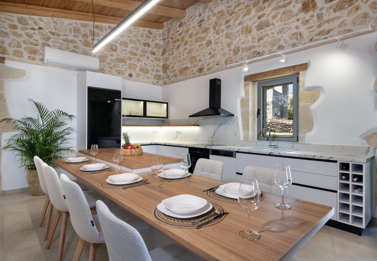 Villa in Roupes - Fabrica Villa, By Hellocrete