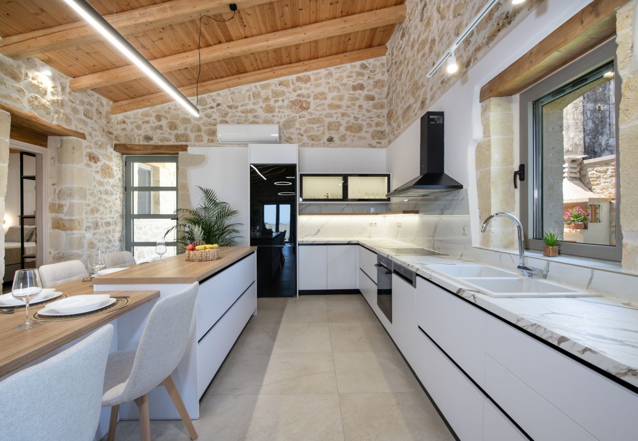 Villa in Roupes - Fabrica Villa, By Hellocrete