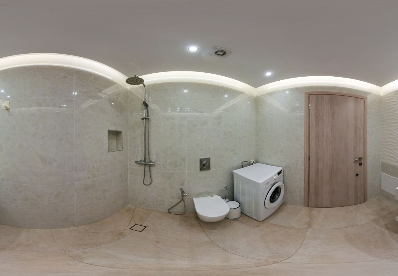 Villa in Roupes - Fabrica Villa, By Hellocrete