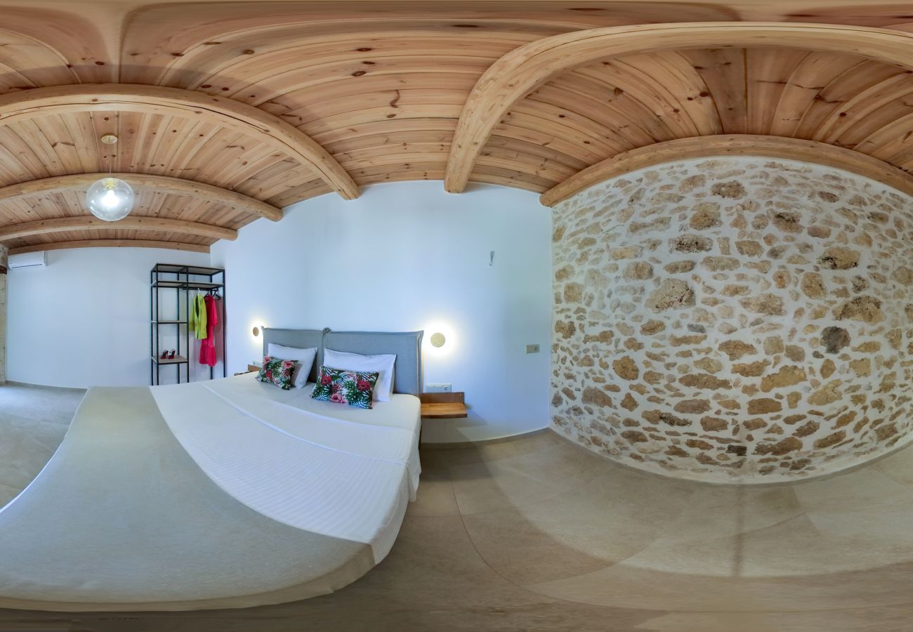 Villa in Roupes - Fabrica Villa, By Hellocrete