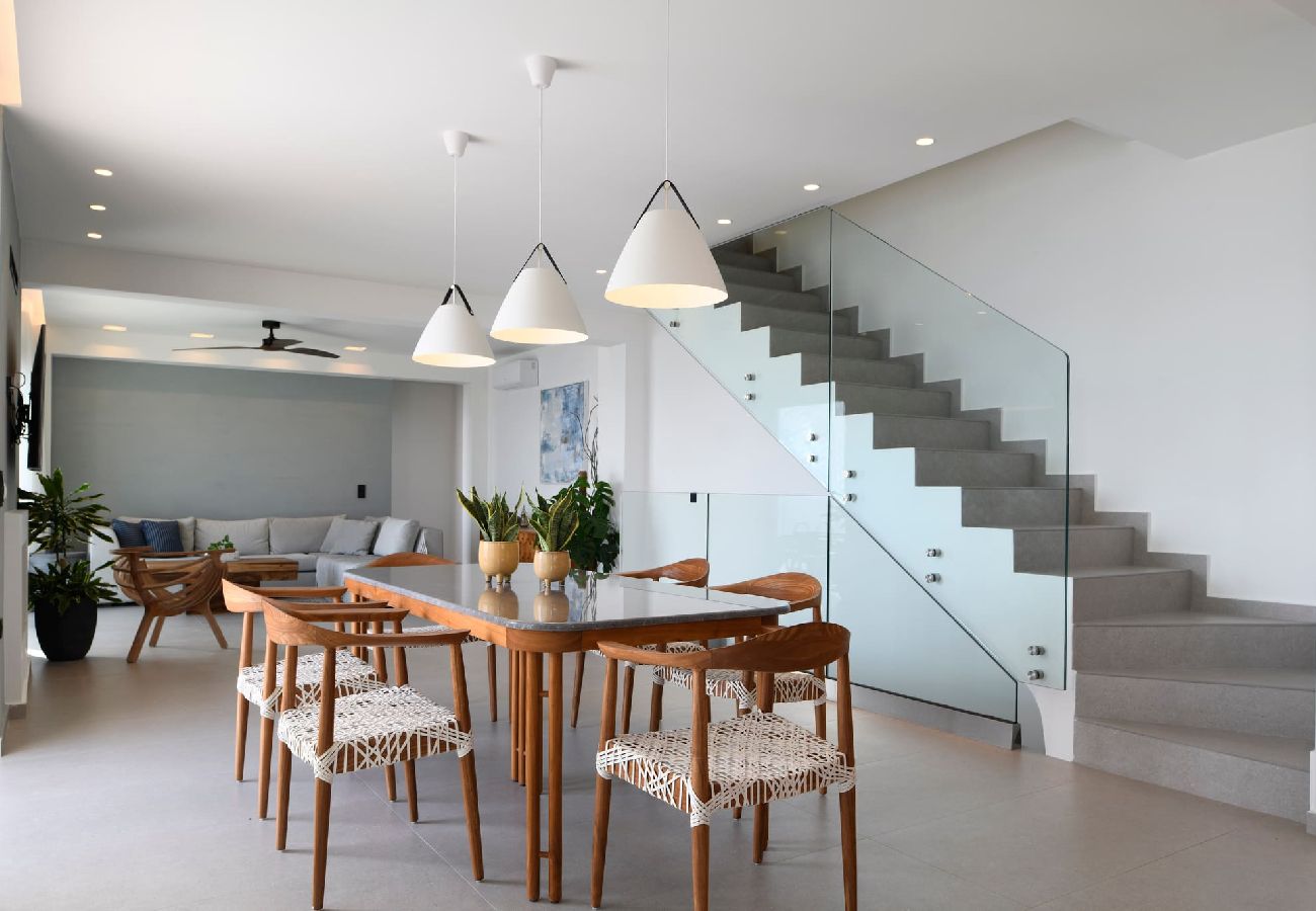 Villa in Agia Foteini - Rozites Luxury Beachfront Villa, By Hellocrete