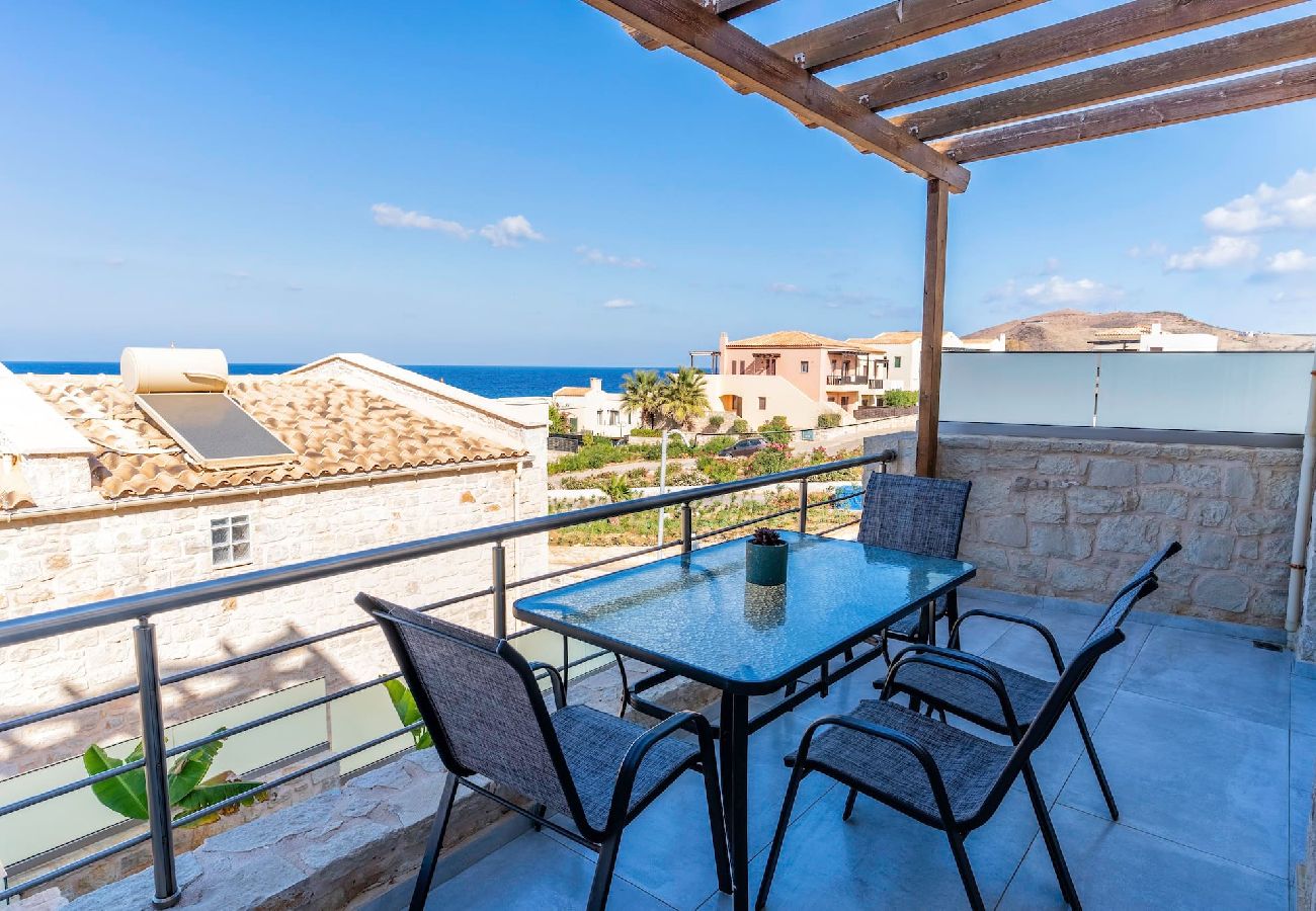 House in Panormo - Zefyros Suite, Seafront Retreat