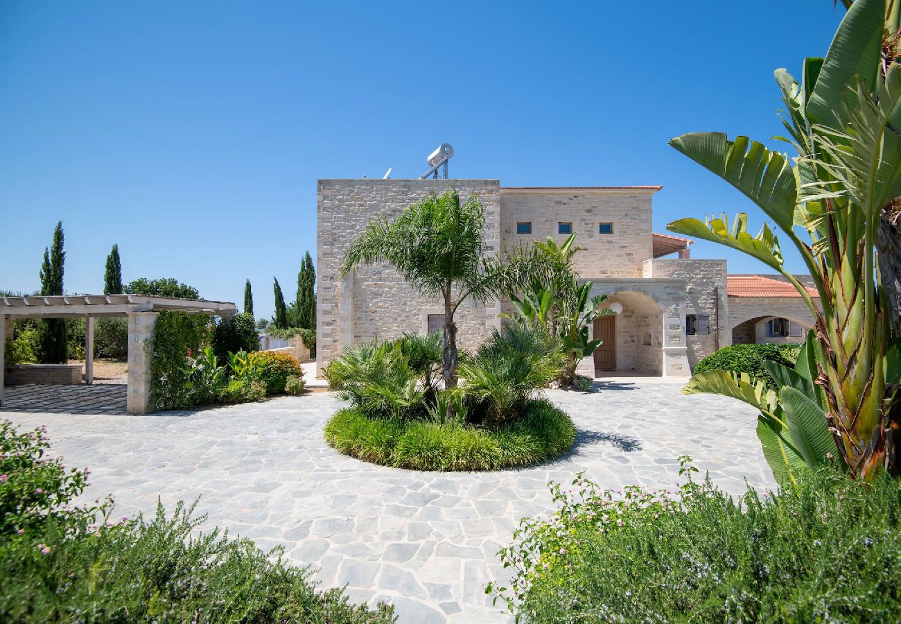 Villa in Asteri village - Villa Elia, By Hellocrete