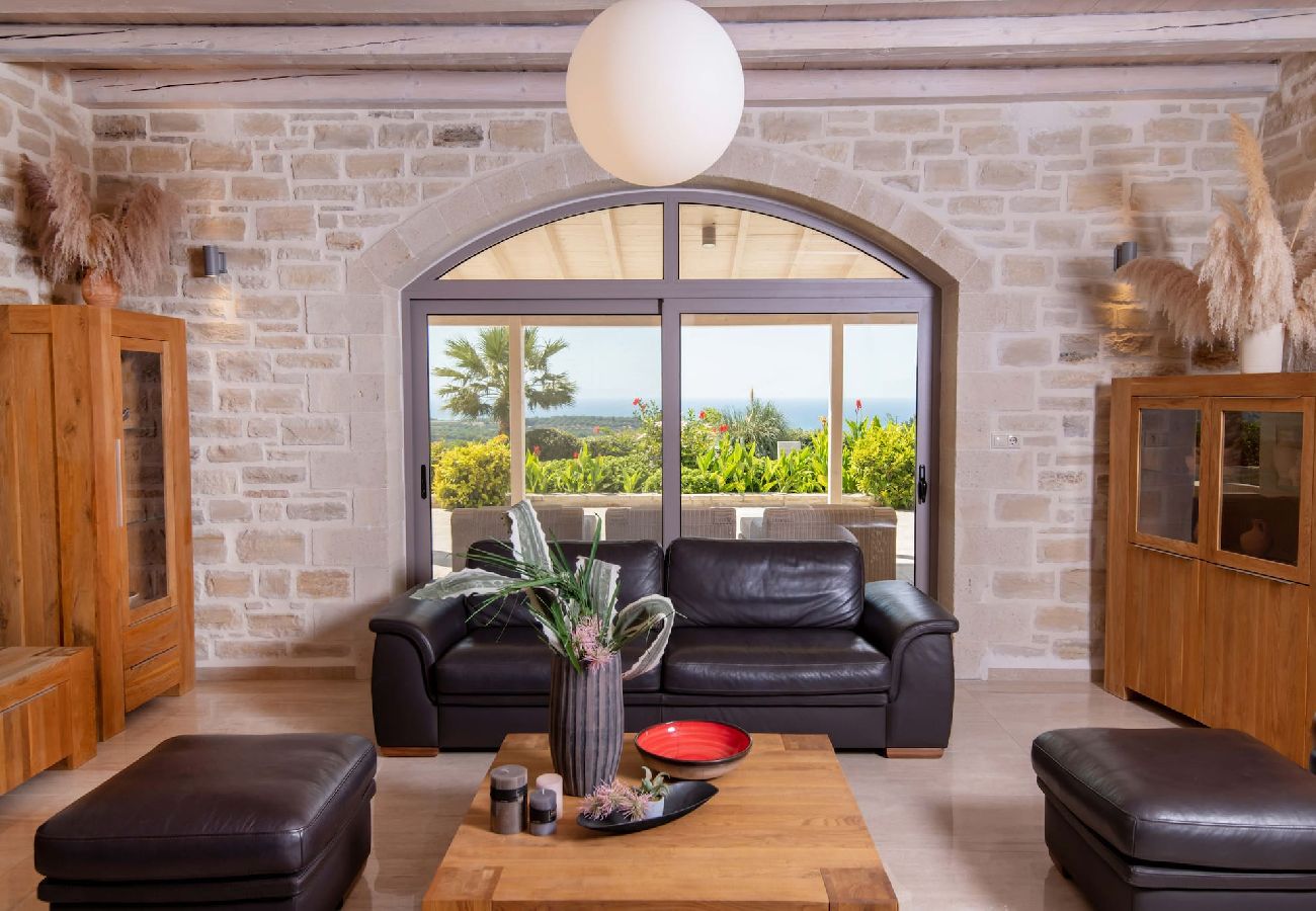 Villa in Asteri village - Villa Elia, By Hellocrete