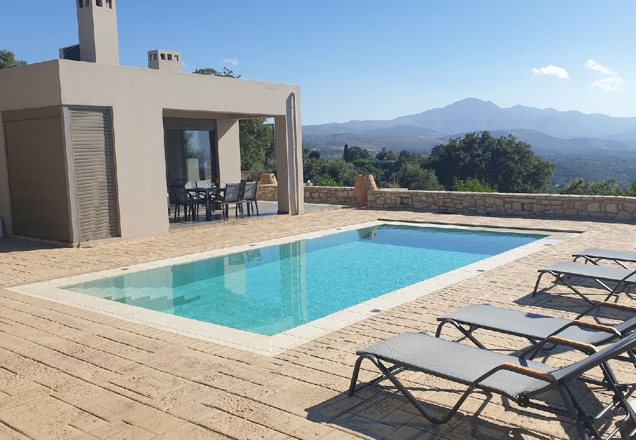 Villa in Ano Valsamonero - Nelia Villa Breathtaking Seaview, By Hellocrete