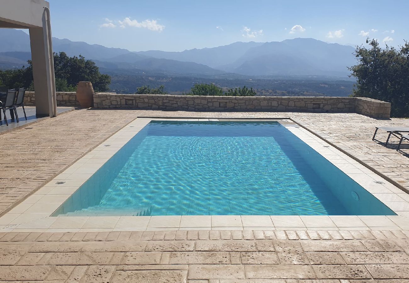 Villa in Ano Valsamonero - Nelia Villa Breathtaking Seaview, By Hellocrete