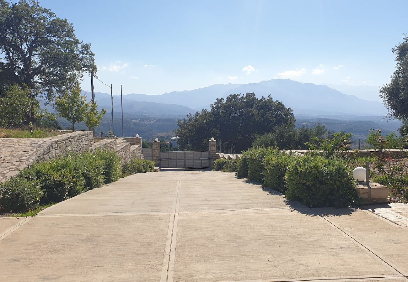 Villa in Ano Valsamonero - Nelia Villa Breathtaking Seaview, By Hellocrete