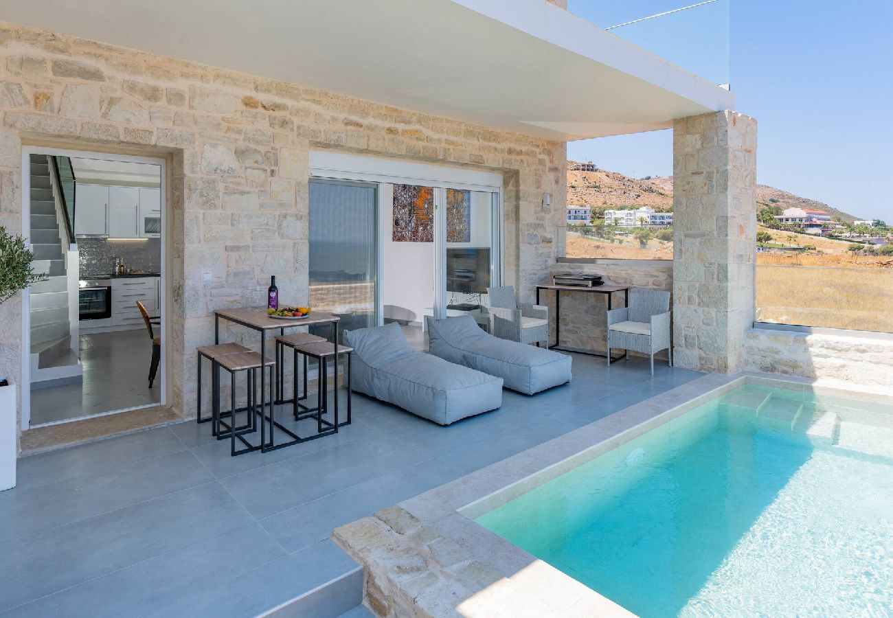 House in Panormo - Sofia Suite, Seaside Hideaway