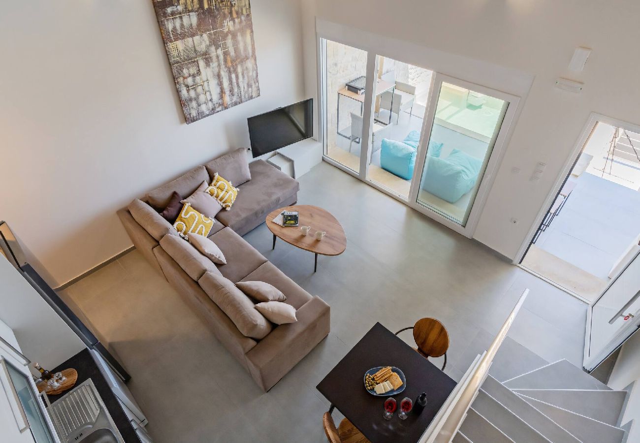 House in Panormo - Philip Suite, Seaside Escape