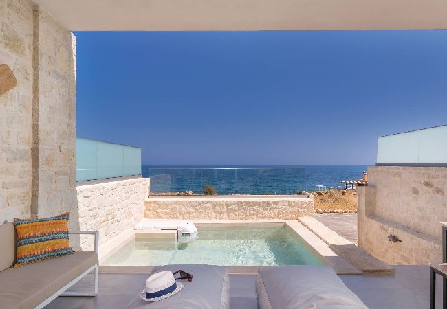 House in Panormo - Aura Suite, Coastline Getaway