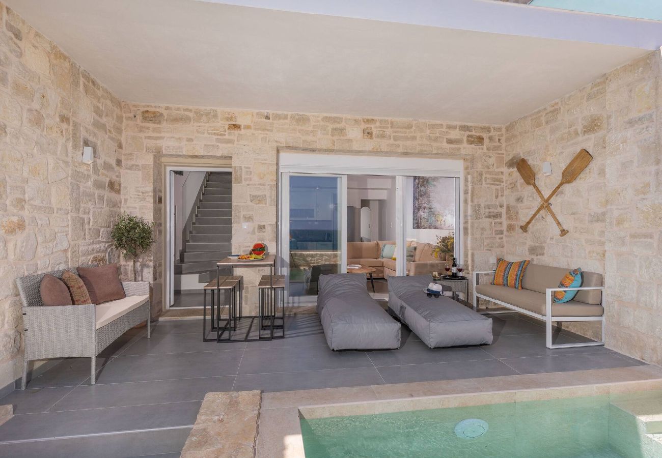 House in Panormo - Aura Suite, Coastline Getaway