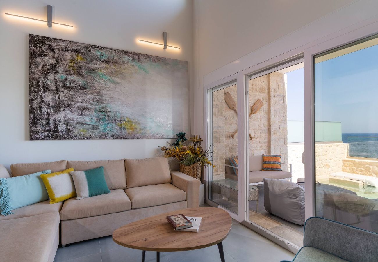 House in Panormo - Aura Suite, Coastline Getaway