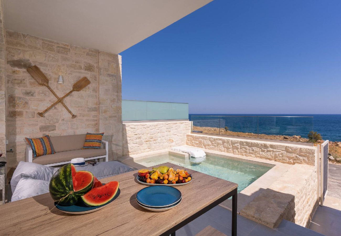 House in Panormo - Aura Suite, Coastline Getaway