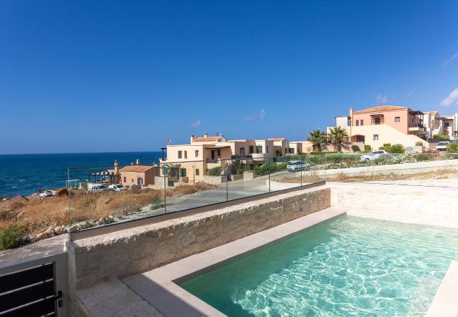 House in Panormo - Lucia Seafront Suite