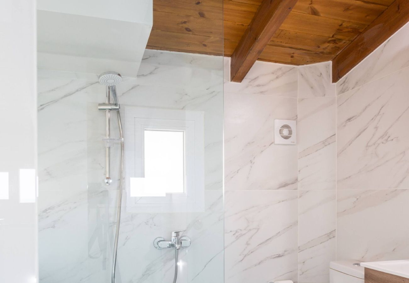 House in Panormo - Lucia Seafront Suite