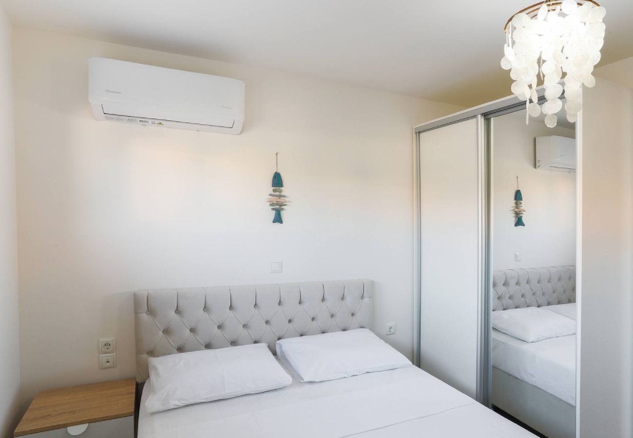 House in Panormo - Lucia Seafront Suite