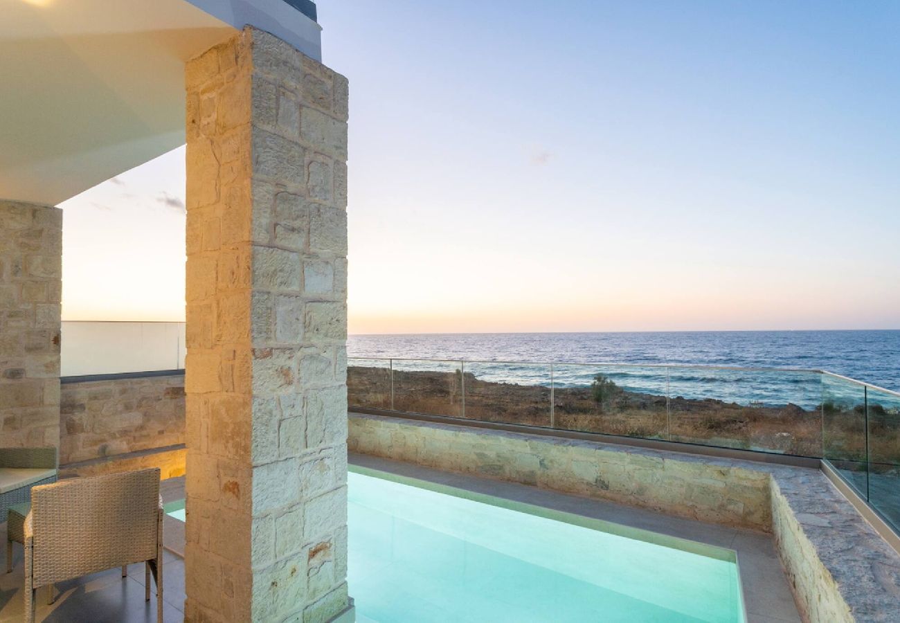 House in Panormo - Lucia Seafront Suite