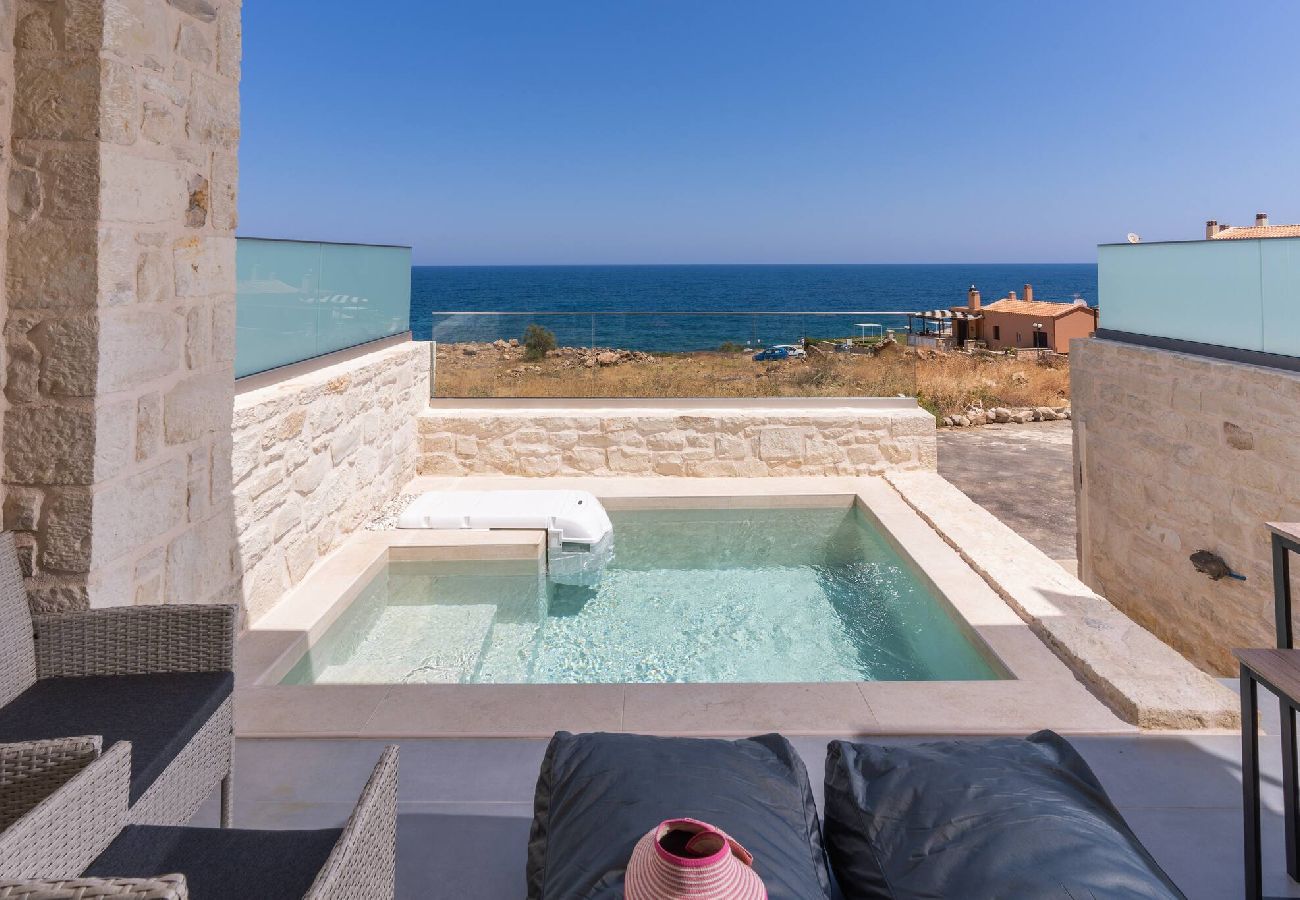 House in Panormo - Fortuna Suite, Coastline Retreat