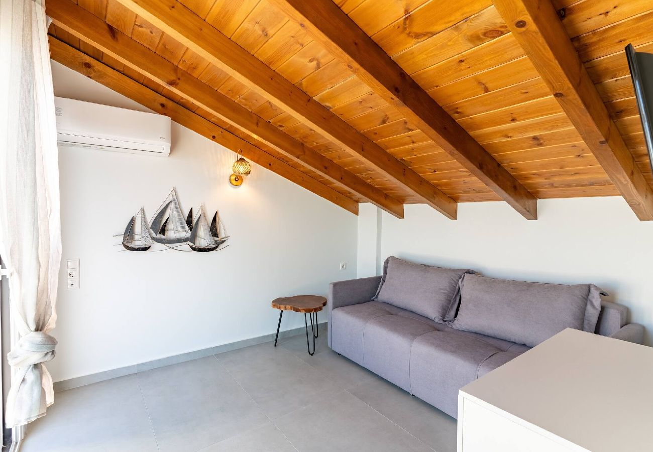 House in Panormo - Lyra Suite