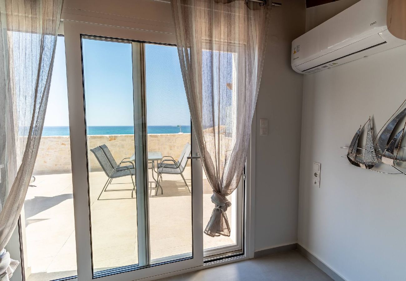 House in Panormo - Lyra Suite