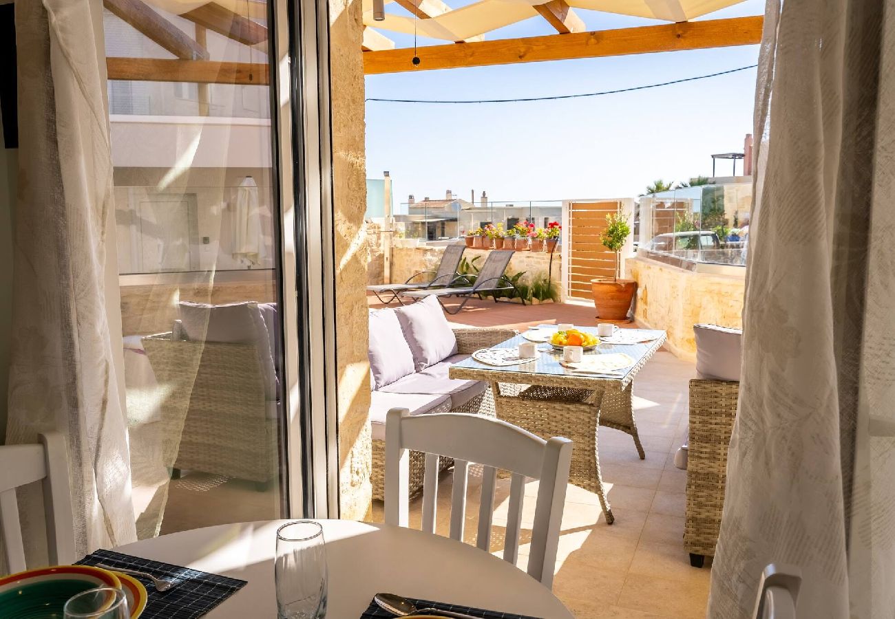 House in Panormo - Tique Suite