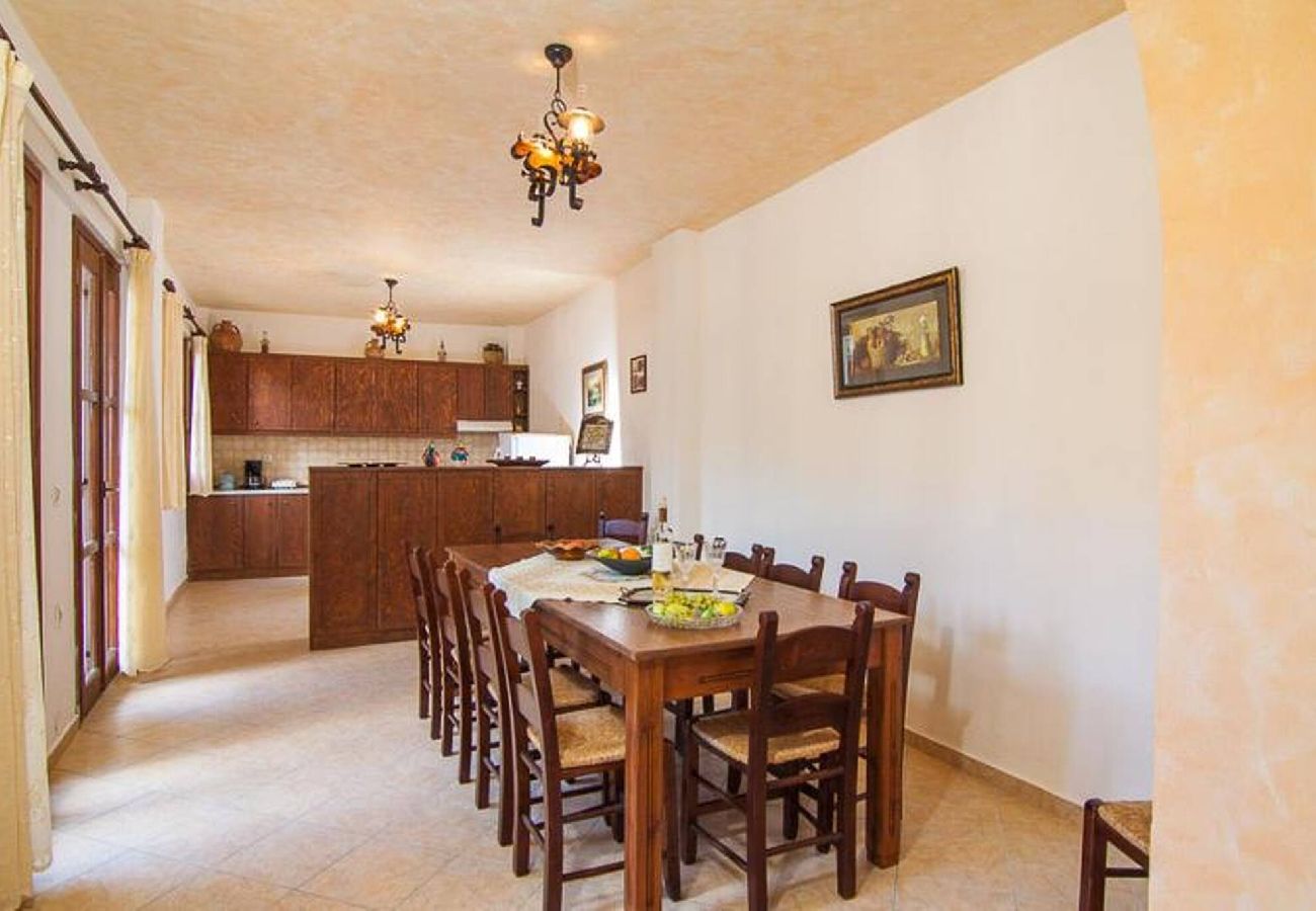 Villa in Agios Mamas - Sarris Villa